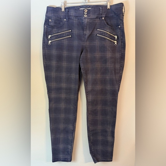 Torrid Multi-Zip Jeggings - Multi-Color Plaid Size 18R - Picture 4 of 15